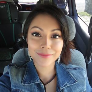 Meet your Posher, Shoshana